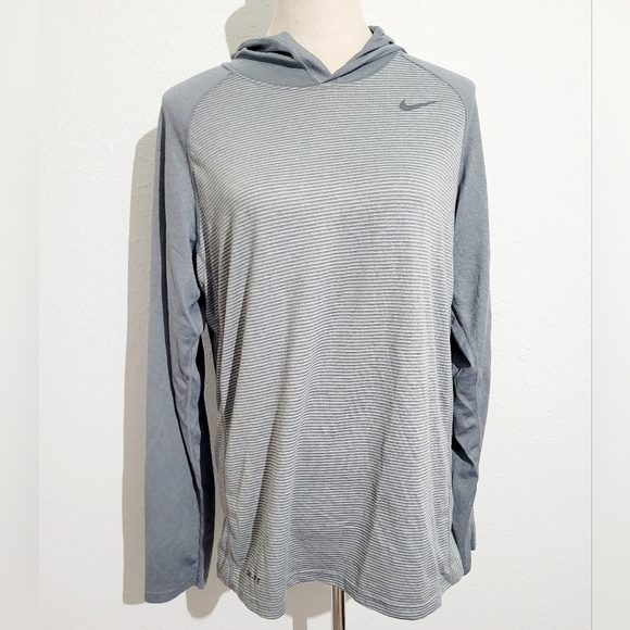 Nike Hoodie Unisex Gray Pullover Long Sleeve Lightweight Dri Fit Size Medium - Picture 1 of 9